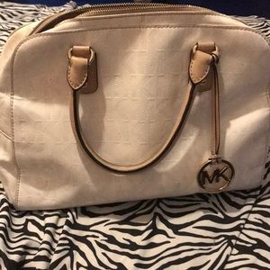 Micheal Kors Purse